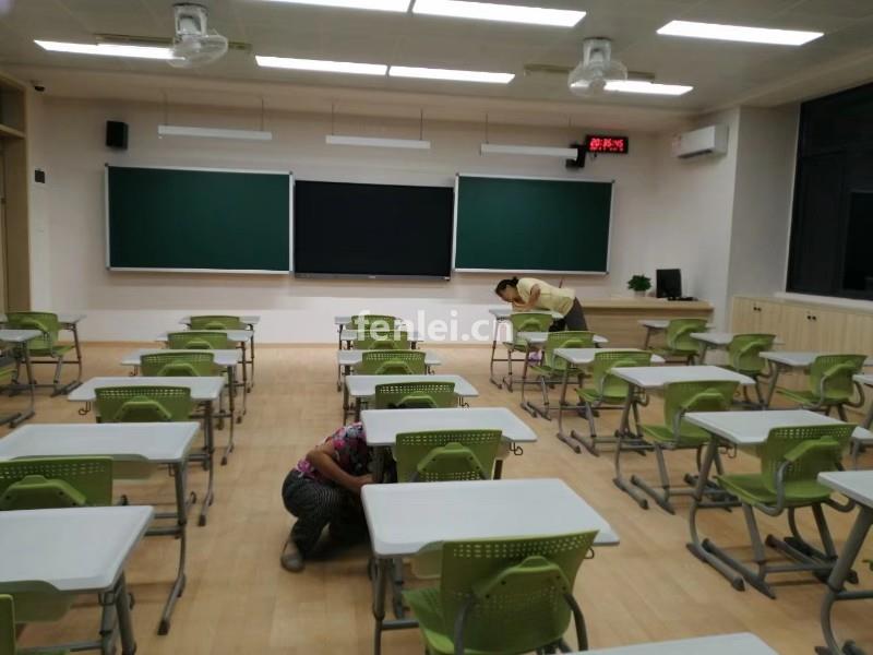 深圳龙岗展会保洁联系方式(深圳龙华保洁)